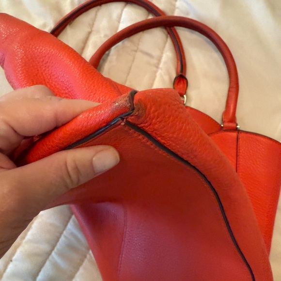 Tory Burch Red/Orange Shoulder Bag with Embossed Logo - Picture 13 of 16